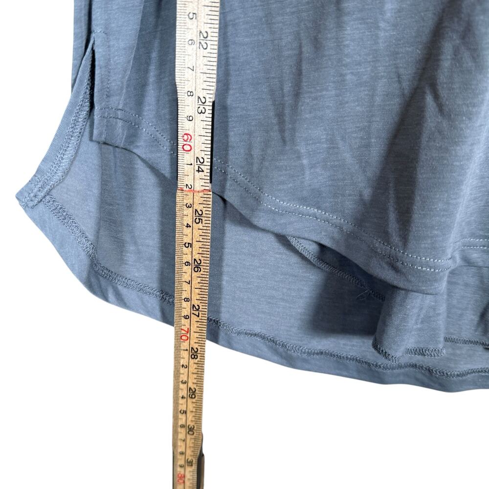 GAPFit Breathe Air Long Sleeve Open Back Athletic Top NWT Light Blue Small - Picture 8 of 10